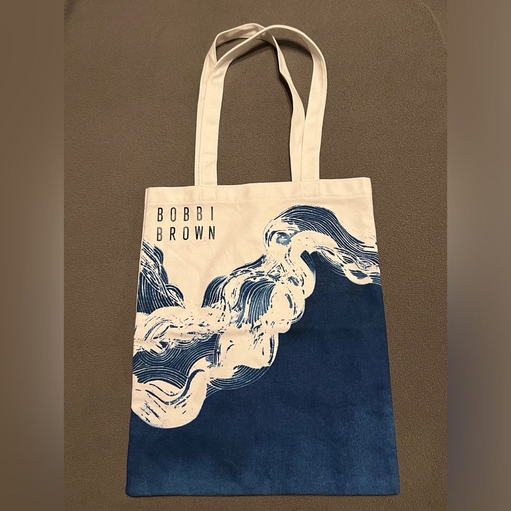 COPY - NWOT Bobbi Brown tote.
